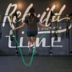 woman using jumping rope